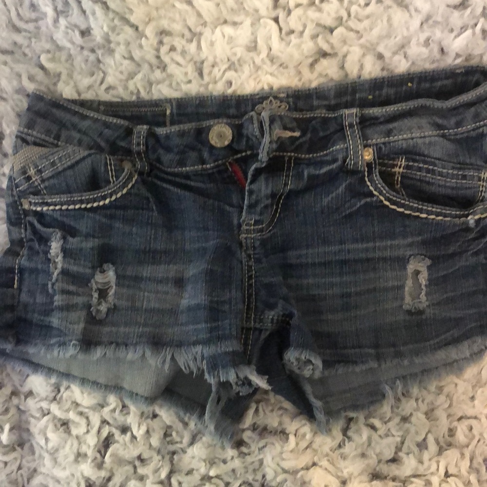 Almost Famous denim shorts size 9. Great condition